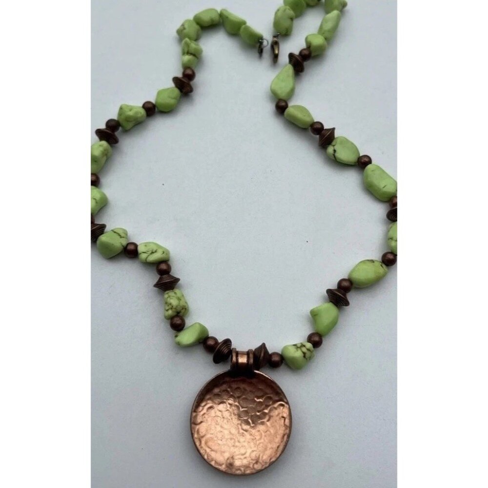 Vintage Chunky Natural Lime Green With Nickel Turquoise Boho Necklace Size 21” - Picture 9 of 15